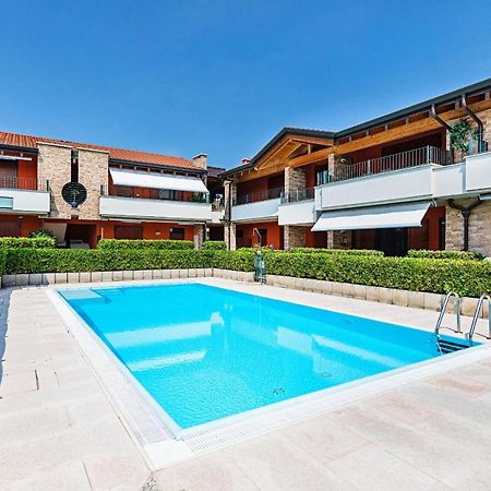 Residence Sole T29 Apartment By Wonderful Italy Сирмионе Екстериор снимка